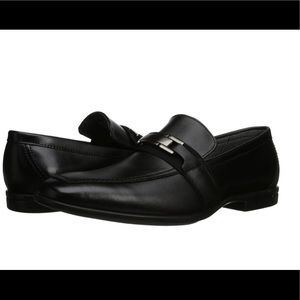 Men’s dress shoes